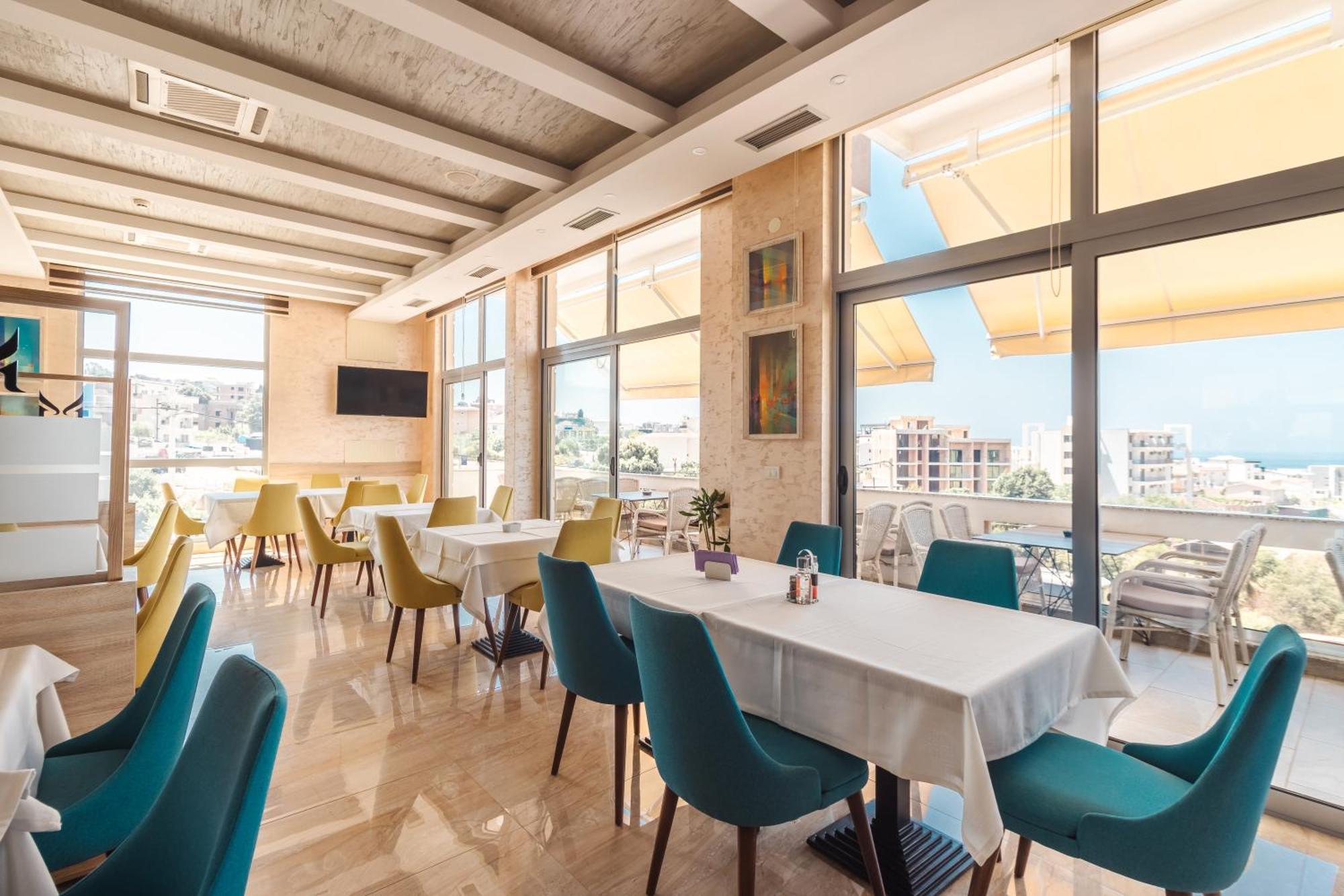 Lux Hotel M Dobra Voda Kültér fotó
